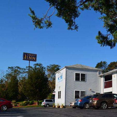 Liberty Inn Олд Сейбрук Екстериор снимка