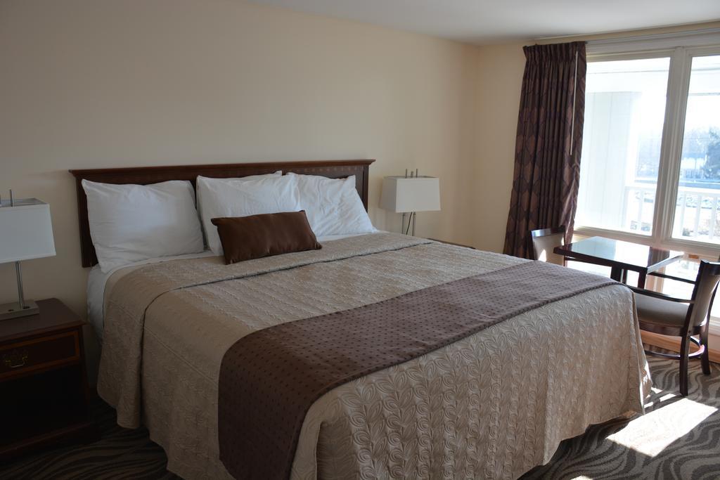 Liberty Inn Олд Сейбрук Екстериор снимка